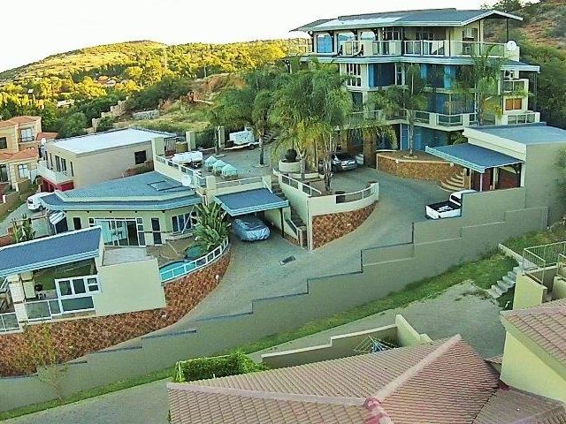 9 Bedroom House for Sale in Baysvalley Bloemfontein