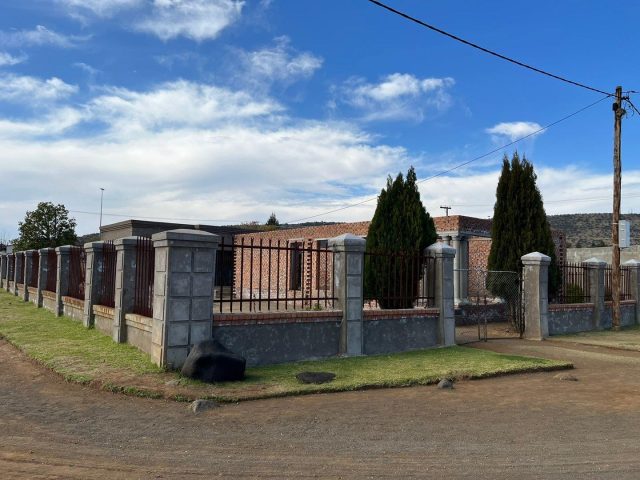 11 Bedroom House for Sale in Kopanong Bloemfontein