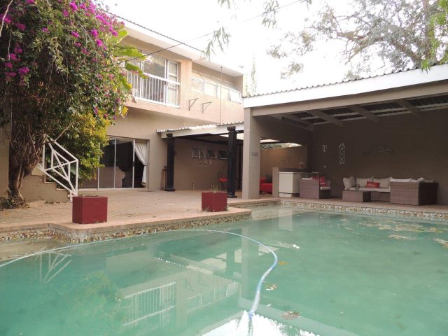 5 Bedroom House for Sale in Heuwelsig Bloemfontein