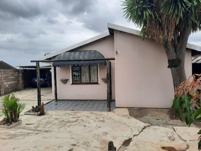 3 Bedroom House for Sale in Newlands West