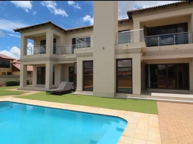 5 Bedroom House for Sale in Lilyvale Estate Bloemfontein