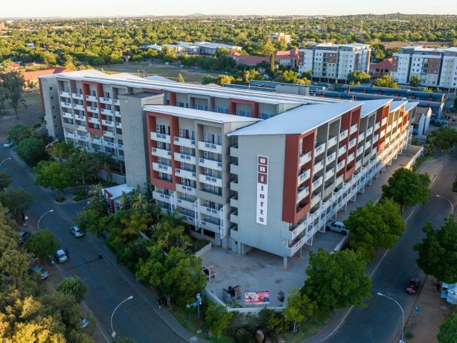 2 Bedroom Apartment / Flat for Sale in Universitas