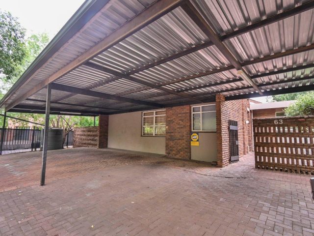 4 Bedroom House for Sale in Universitas