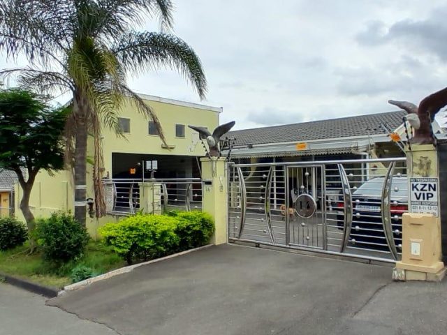 3 Bedroom House for Sale in Newlands West