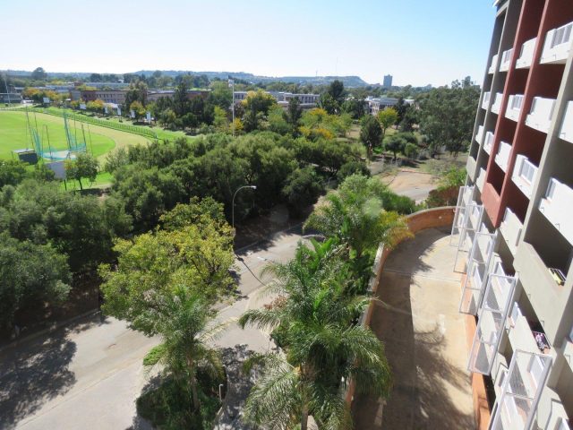 2 Bedroom Apartment / Flat for Sale in Universitas