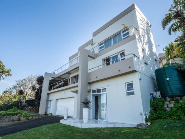 5 BEDROOM HOUSE FOR SALE IN EAST BANK