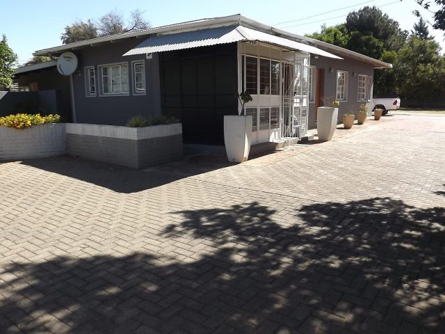 25 Bedroom House for Sale in Wilgehof Bloemfontein, Wilgehof