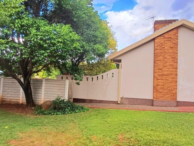 7 Bedroom House for Sale in Fichardt Park