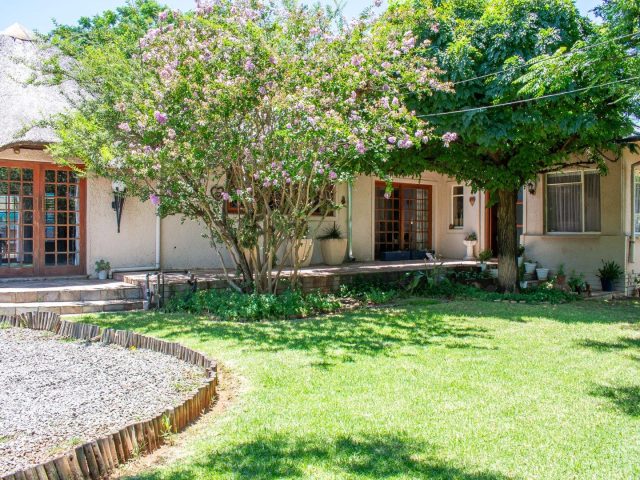 4 Bedroom House for Sale in Westdene
