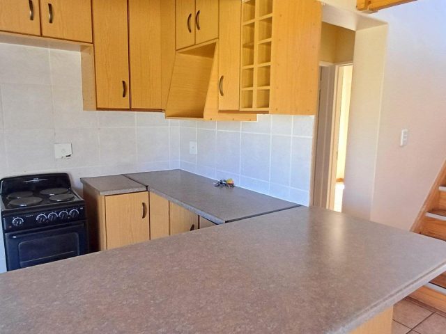 3 Bedroom Townhouse for Sale in Langenhovenpark