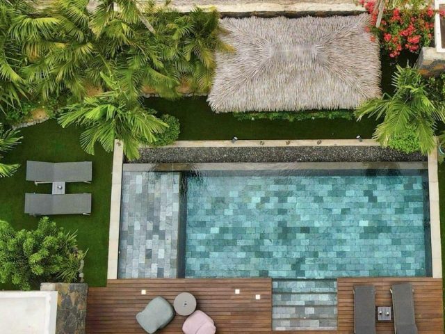 Superb Balinese Style Villa, 6 bedrooms, Swimming pool, 900
