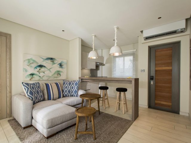 Luxury Living: Elegant Junior Suites