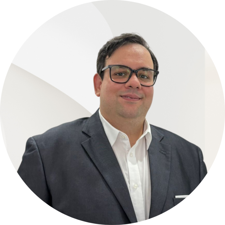 Profile photo of agent Ali Fakim