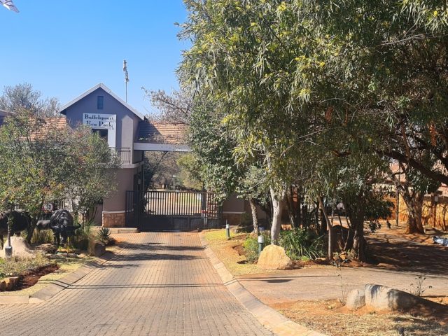 Prime Vacant Land Next to Buffelspoort Dam