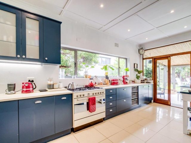 3 Bedroom House to Rent in Fish Hoek