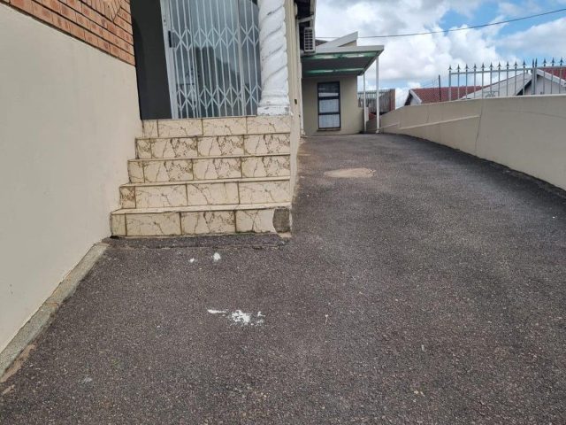 3 Bedroom House to Rent in Newlands West