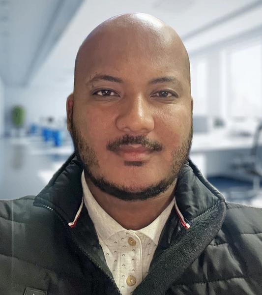 Profile photo of agent Lluwellyn Malambo