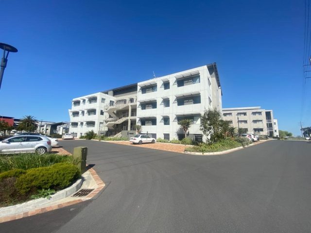 671m² Office For Rent in Airport Precinct Airport Industria