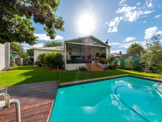 3 Bedroom House for sale in Greenside