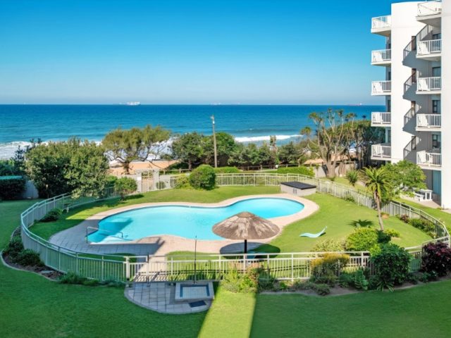 3 Bed Apartment/Flat for Sale Umdloti Beach