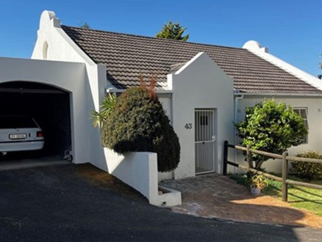 House For Sale in Durbanville