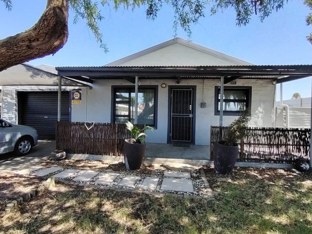 House For Sale in Bonnie Brae, Kraaifontein