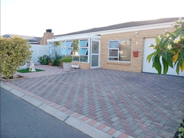 2 Bed House for Sale Viking Village Kraaifontein