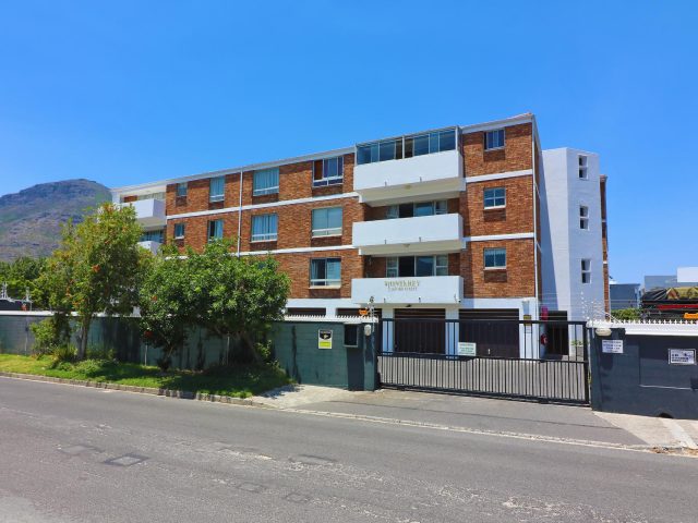 2 Bedroom Apartment / Flat For Rent in Beach Estate, Hout Bay