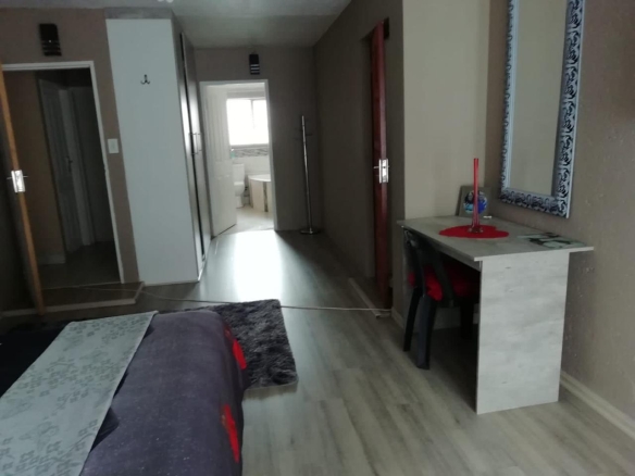 584