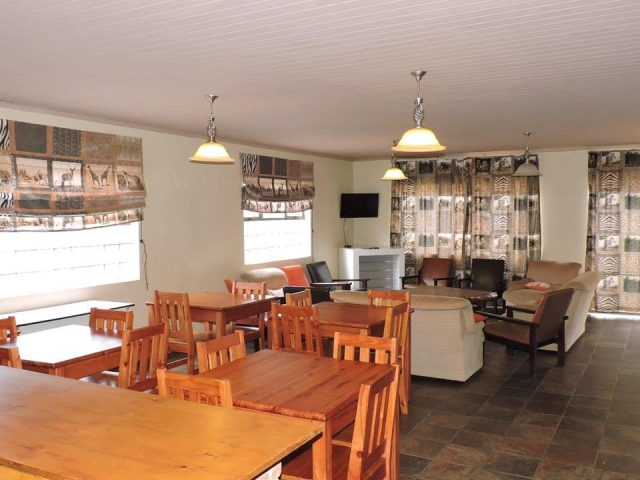 15 Bedroom House for Sale in Universitas