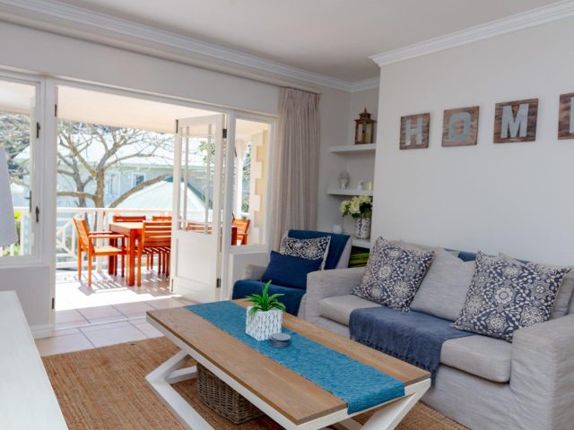 2 Bedroom Apartment / Flat to Rent in River Club