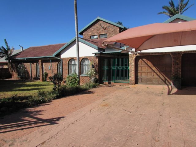 4 Bed House for Sale Karenpark Pretoria North