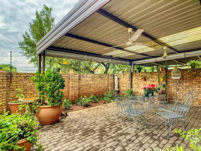 3 Bedroom Townhouse for Sale in Montana Tuine
