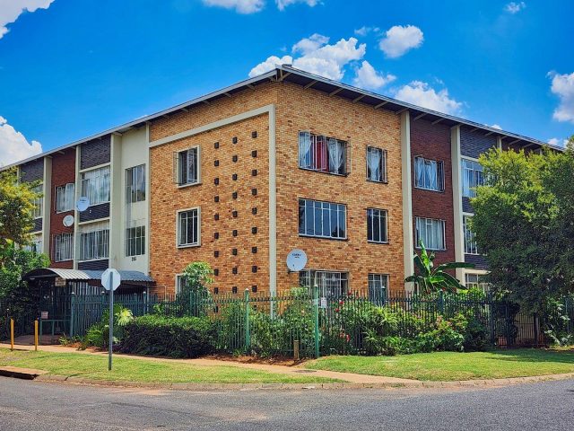 2.5 Bedroom Apartment / Flat to Rent in Pretoria Gardens