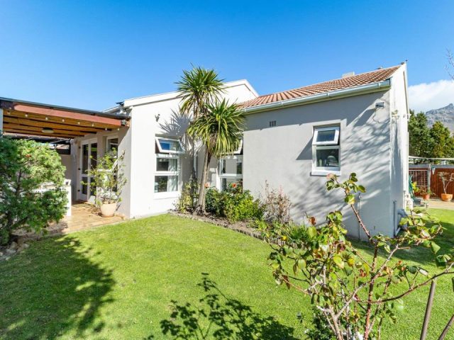 3 Bedroom House to Rent in Kirstenhof