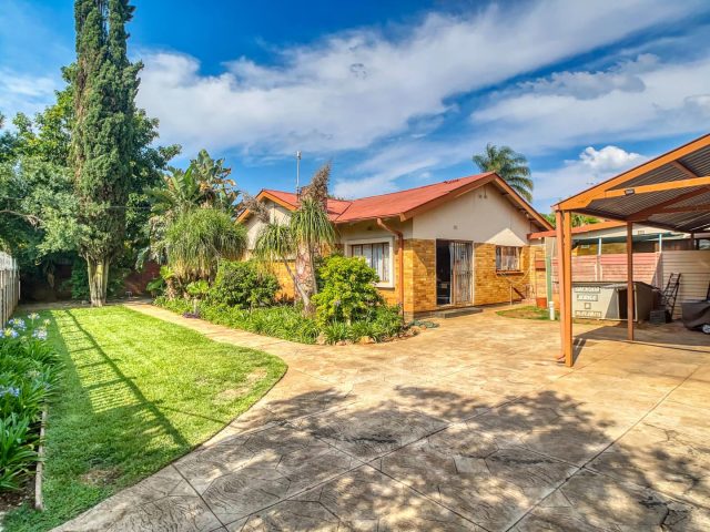 3 Bedroom House to Rent in Eloffsdal