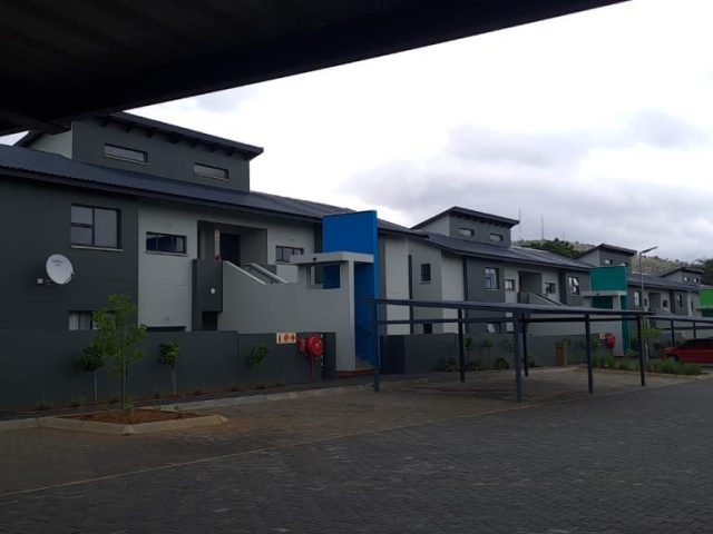 3 Bedroom Apartment / Flat to Rent in Waterval East