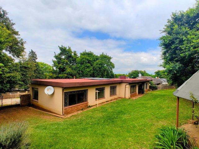 4 Bedroom House for Sale in Sunnyridge