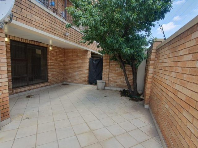 2 Bedroom Apartment / Flat for Sale in Winchester Hills