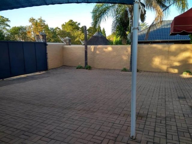 1 Bedroom Apartment / Flat to Rent in Paulshof