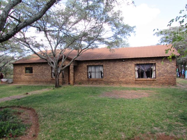 13 Bed Farm/smallholding for Sale Boekenhoutskloof Northern Pretoria