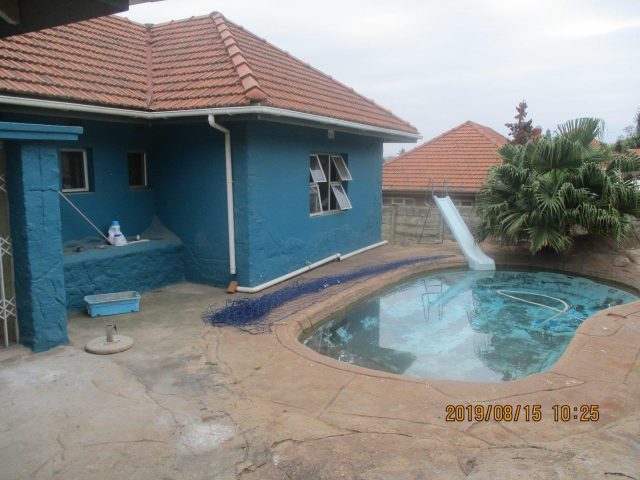 3 Bedroom House to Rent in Bluff