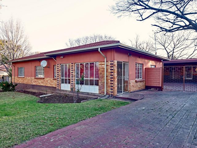 3 Bedroom House to Rent in Mountain View