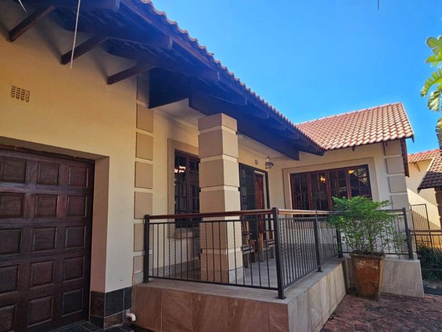 5 Bedroom House for Sale in Safari Gardens