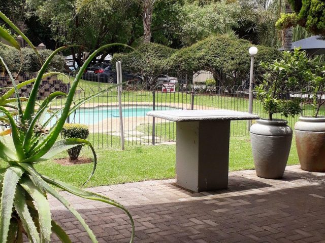 0.5 Bedroom Apartment / Flat to Rent in Melville