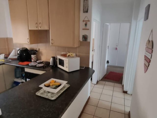 2 Bedroom Apartment / Flat for Sale in Glen Lauriston