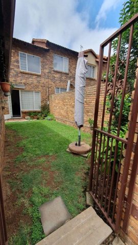 2 Bedroom Apartment / Flat for Sale in Glenvista