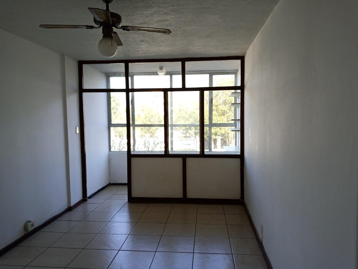 1.5 Bedroom Apartment / Flat to Rent in Morningside