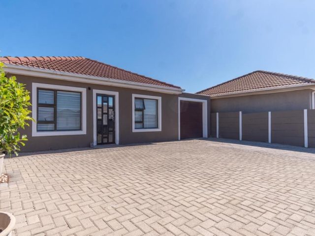 3 Bedroom House in Hagley