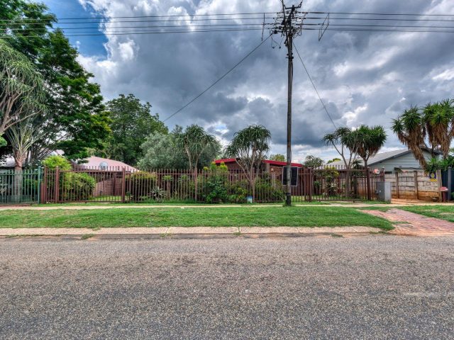 4 Bedroom House to Rent in Pretoria North